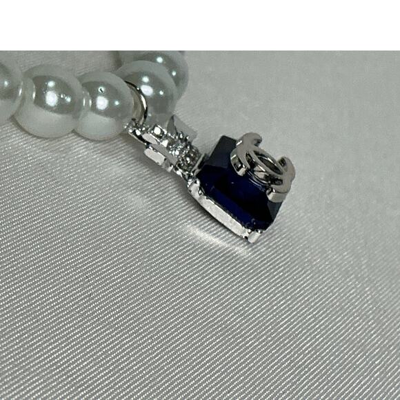Faux Pearl bracelet Chanel - Picture 4 of 6